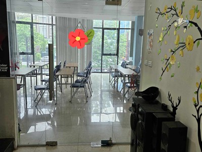 Chính chủ cho thuê VP tầng 2 nhà mặt phố Nguyễn Văn Huyên - Cầu Giấy - Hà Nội 1