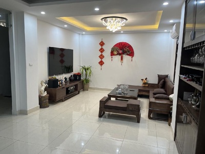 Bán nhà mặt chợ Hồ Đắc Di, Đống Đa, 9.6 tỷ, Oto đỗ cửa Mặt tiền rộng - Kinh Doanh Tuyệt Vời 1