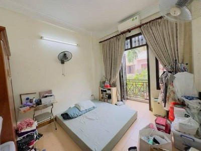 Siêu hiếm siêu vip bán nhà bạch đằng 4 tầng dân xây ô tô dừng đỗ la liệt ngày đêm hai bà trưng 4