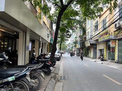 Bán nhà mặt phố Trung Văn, vỉa hè rộng, bán hàng đắt như tôm tươi, gần ĐH Hà Nội, 43m2, hơn 15 tỷ 0