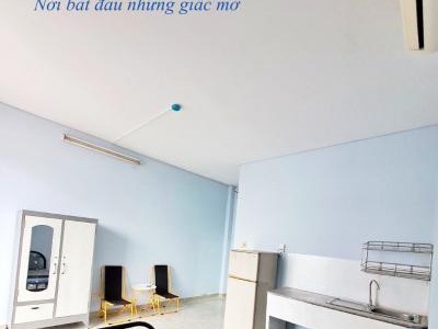 Phòng ban công full nội thất MT Điện Biên Phủ - Q10 có thang máy 3