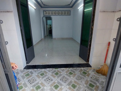 Bán gấp nhà 2 mặt hẻm xe hơi 8M đường Hòa Bình Quận 11 4