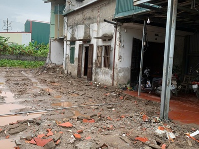 Chính chủ cần bán gấp  - fo đang làm mặt bằng - lô đất đẹp 92.4m2  xâm xuyên - hồng vân 1