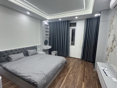 Nhà đẹp long lanh - full nội thất - gần phố - ngay ngã tư cầu vượt mai dịch 5 tầng 30m2. 4