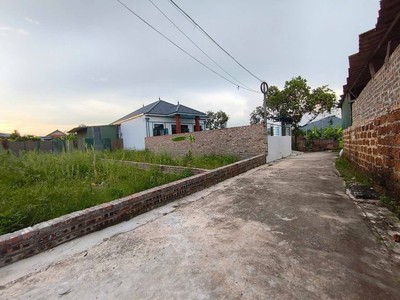 Bán đất chính chủ 100m2, mt5m, 2.5 tỷ, thanh trí, sóc sơn, gần nhiều tiện ích, ô tô 7 chỗ. 2