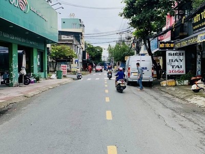 Mặt tiền kd ngay chợ tân hương - 55m nở hậu - 4 tầng - 4pn nhỉnh 8 tl 0