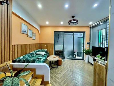 Nhà 2 tầng trung tâm hải châu sát cầu rồng ở ngay, giá chỉ 3.5 tỷ 1