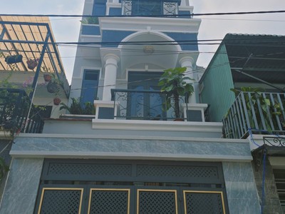 Bán nhà 3 tầng, 4pn hẻm xe hơi đường số 6, long trường, q.9. tp hcm. dt 56m2, sh, 5.55 tỷ. 4