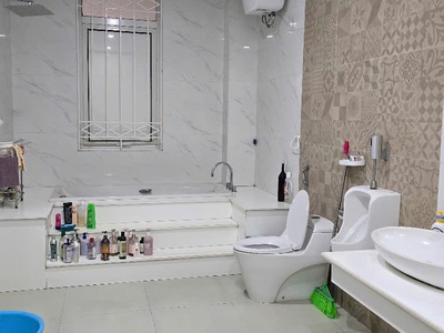 Cho thuê văn phòng nhà xưởng thời trang khép kín 0