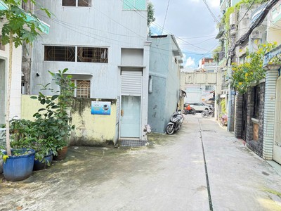 Nhà 62/8,  lê đại hành q11   22m , 1 trệt 1 lầu giả, hẻm 5m, 3.4 tỷ tl 2