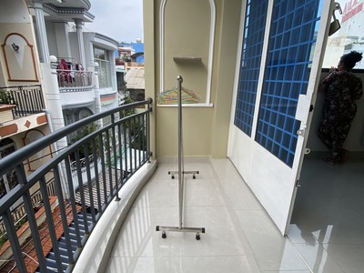 Bạn kiếm nhà 6 tỷ nhỉnh hxh thông quận 6 3 tầng thì xem ngay căn này. 4