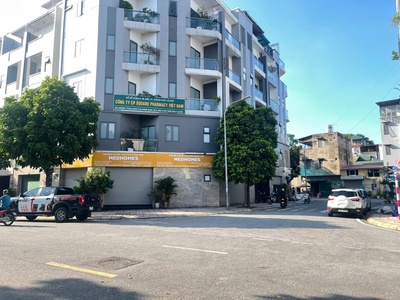 Biệt thự mini cạnh ngọc thụy long biên - 90m2- 4 tâng -- full nt - nhà mới 3 mặt thoáng- hơn 9 ỷ 0