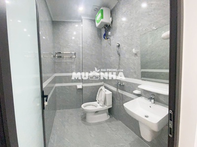 Bán hoặc cho thuê lâu dài nhà mặt đường Bùi Viện Hải Phòng 8