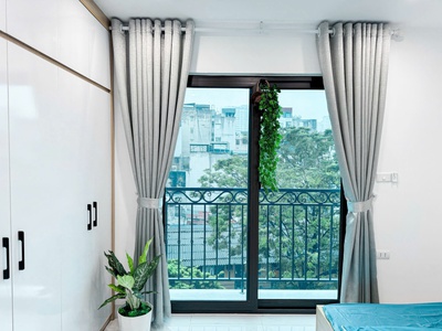 Tòa nhà dòng tiền 140tr/th Chính Kinh 107m2 MT7.2m 28 tỷ 9 có TL LH Khánh 3