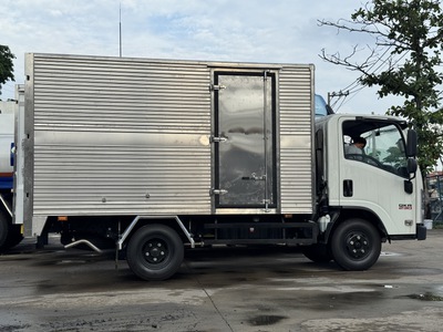 Bán xe tải Isuzu QKR230 1T9 Thùng Kín dài 3m6 0