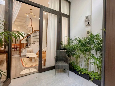 Nhà 3 tầng Full nội thất mới kiệt Ông Ích Khiêm - Trung tâm thành phố 5