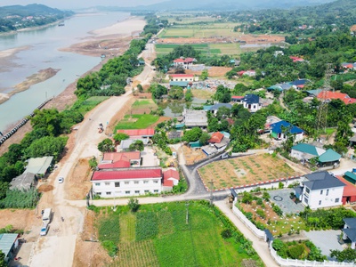 Đất Tp Hòa Bình ven Sông Đà giá 650 triệu 1 lô, gần cầu Hòa Bình 6 và KCN Thịnh Minh 0