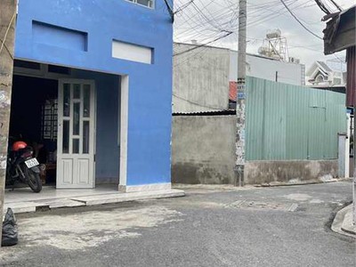 Cần bán căn nhà 2 tầng dt: 24m2 , 2pn,  2wc ,sổ hồng riêng đã hoàn công 0