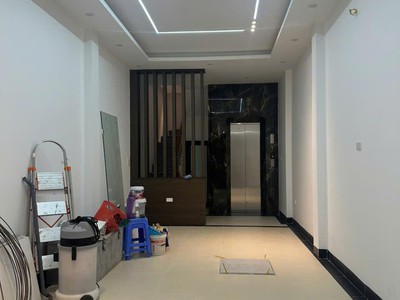 Phân lô - ô tô - thang máy- phố nguyễn văn huyên - cầu giấy. 2