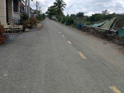 Đất mặt tiền nhựa : ấp 6 - lương hòa - cách xã bình lợi 50m 1