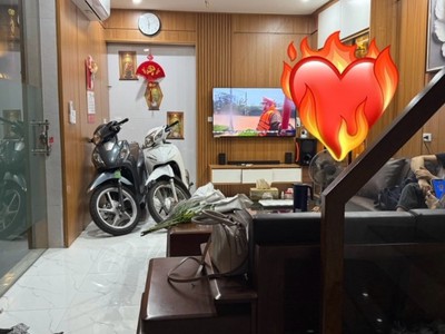 Bán nhà hoàng đạo thành, thanh xuân, lô góc, phân lô gần phố, 30m2, 5.9 tỷ 2