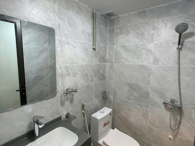 Cho thuê ccmn đẹp mới 100 thoáng ban công giá rẻ tại 16 thái hà, đống đa 4