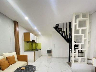 Cần bán căn nhà 2 tầng dt: 24m2 , 2pn,  2wc ,sổ hồng riêng đã hoàn công 1