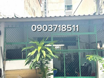 Siêu vị trí gần aeon tân phú nhà cấp 4, hẻm 6m ô tô đỗ cửa. 72m  4x18  - bhh, bình tân. 0