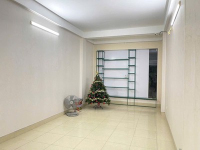 Cho thuê tầng 2 nhà mặt phố 60 tô hiệu, hà đông, hà nội. 1