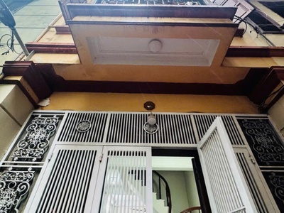 Bán nhà đường láng, nhà đẹp dân xây, gần phố - 39m2, 5t, 8.5 tỷ 0