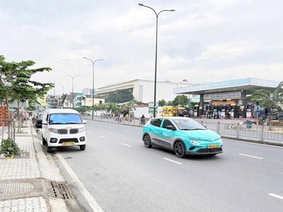 Bán nhà dương quảng hàm gò vấp, hẻm xe hơi, gần emart, 48m , 3pn, 5.4 tỷ tl 0