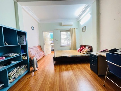 Bán nhà trung tâm khu mỗ lao   trung tâm hà đông  gần ô tô, full tiện ích  dọn về ở ngay   51m    4 4