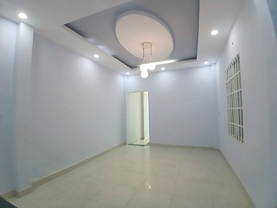 Bán nhà 3 tầng, 4pn hẻm xe hơi đường số 6, long trường, q.9. tp hcm. dt 56m2, sh, 5.55  tỷ. 3