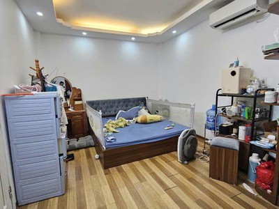 Bán nhà đê la thành dân xây, 31m 5 tầng 9,9tir- trung tâm kết nối khu vực đống đa 1