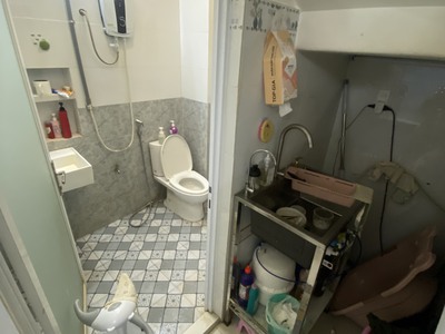 Nhà 3 tầng đẹp ở quận 8 giáp q5 3 tầng hẻm thông chỉ 3 tỷ nhỉnh. 4