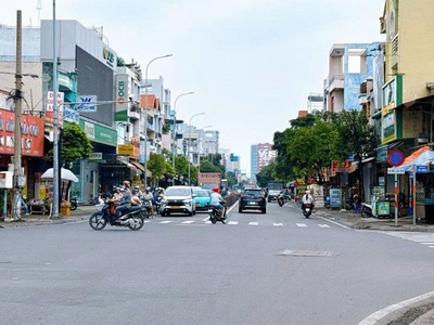 Bán nhà  mặt tiền hòa bình gần lũy bán bích, 4x17m, 2 tầng  - 3pn, 1 đời chủ, 12,7 tỷ. 0