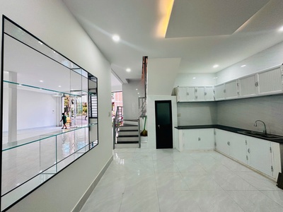 Bán căn góc dương hiến quyền sát biển nha trang diện tích: 150m ngang gần 9m cực thoáng hiện 2