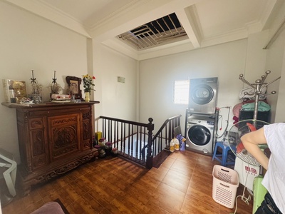 Quan hoa cấu giấy 25m x5 tầng chỉ 4,5 tỷ gần chợ,gần ô tô,ngõ thông 4