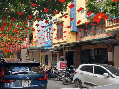 Hiếm  nhà 2 mặt vỉa hè dọc bún 1   kinh doanh sầm uất, ở sướng kđt văn khê  1