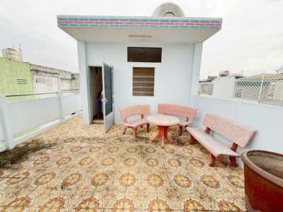 Chính chủ bán nhà hxh lạc long quân p5 q11 - ngay giáo xứ Phú Bình 4