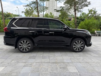 Bán Lexus LX570 MBS 4 chỗ, sản xuất 2016. Xe cực mới. 2