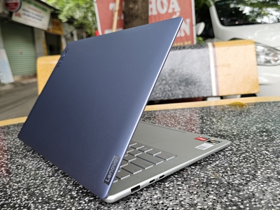 Lenovo yoga slim7 ProX r7-6800hs 16/512 3k. 120hz. 100SRGB. 400nit touch 3