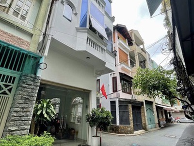 Nhà Hoàng Văn Thụ, Cộng Hòa, Tân Bình, 4.1m x 13m, 3 tầng, 10.9 tỷ. 1