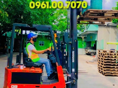 Dạy lái xe nâng-xe cuốc-xe ô tô tại Bình Dương-Đồng Nai-TPHCM 0