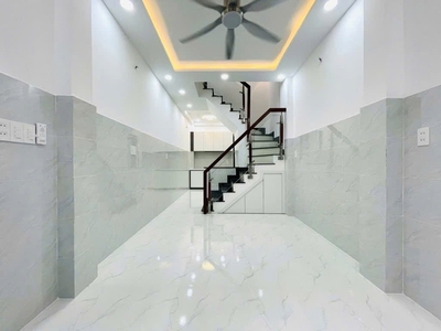 Giảm 100tr nhà mới shr 2 tầng hxh 19m2 đường số 59 gò vấp 2