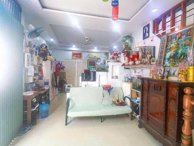 Nhà shr 2 tầng 38m2   cách mạng tháng tám quận 3 s 0