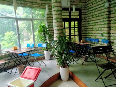 Hot sở hữu ngay căn nhà phân lô đẹp - lô góc - kinh doanh sầm uất 2