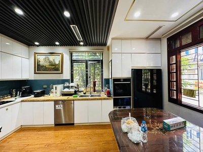 Siêu biệt thự bắc linh đàm 85m 4 tâng.mt 6,8m. lô góc 3 thoáng. thang máy dát vàng 4