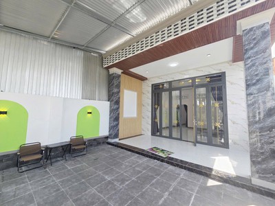 Nhà cấp 4 hẻm 1 xẹc thanh lý nhanh trong tuần gần chợ phú lạc bình chánh 4