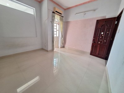 Bán nhà đường 160, tăng nhơn phú a, q.9, tp hcm. dt 68m2, 2 tầng, 3pn, sổ hồng. giá 6.1 tỷ. lh: 4